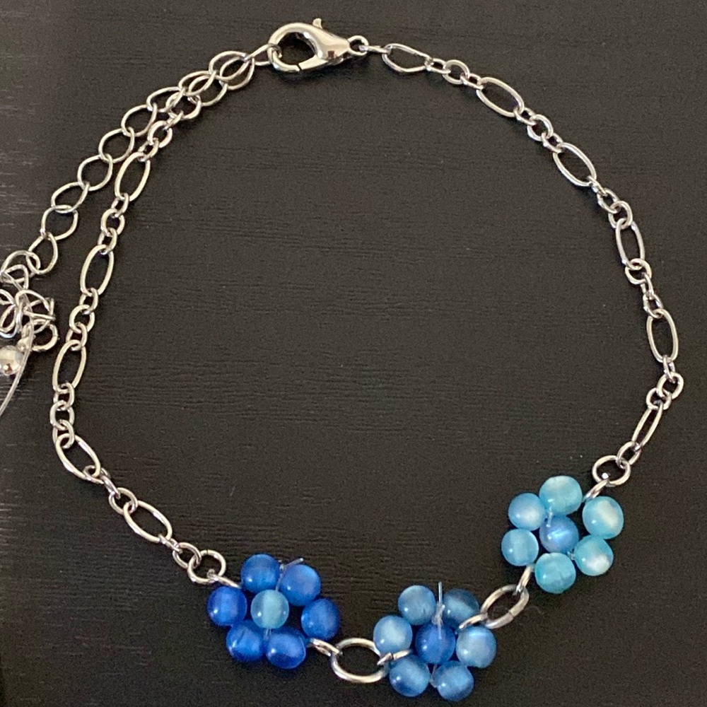 Urban Outfitters Silver Tone Flower Bracelet